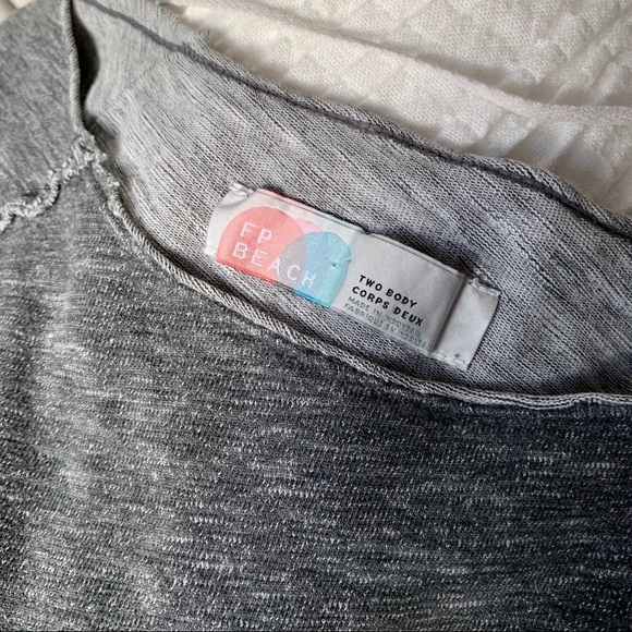 Free People Beach Gray Altered Pullover Sweater SM - Picture 3 of 4